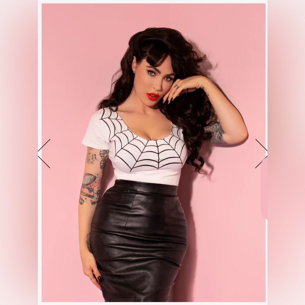 EUC Mantrap Spiderweb Top in white Vixen by Micheline Pitt Halloween Goth Pinup